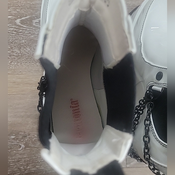 Demonia Void 50 White Platform Boots With Chains Size Womens 8 - Picture 11 of 15